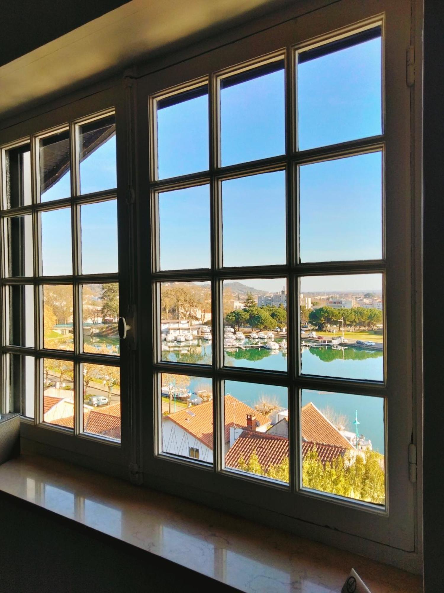 Quand La Ville Dort Agen Ruang foto